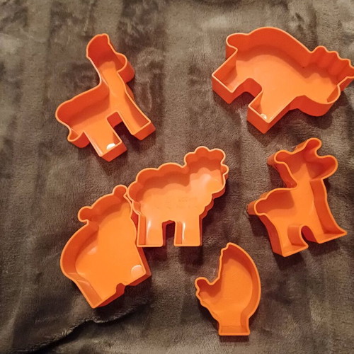 Farm animal cookie cutters used, pack