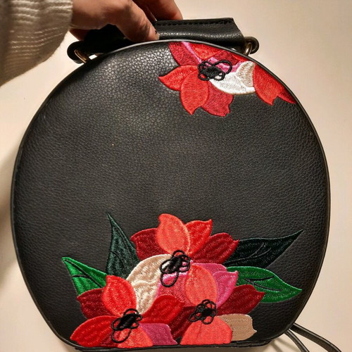 Zara cylindrical bag like new with embroidery