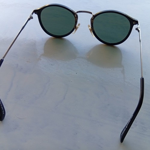 Polaroid sunglasses used, black