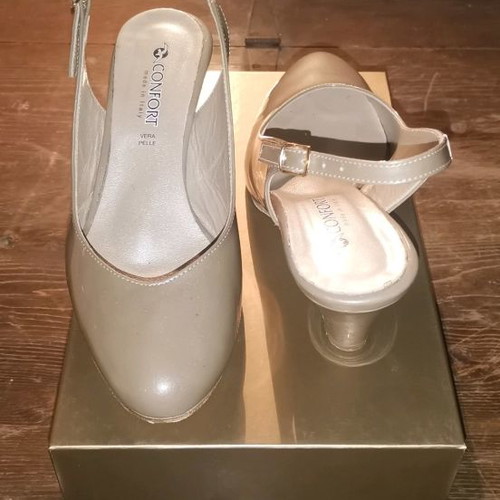 Comfort women shoes used, beige, size 39 1/2