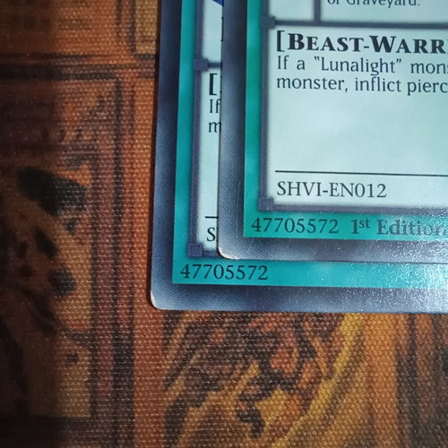 Lunalight Wolf playset used, 3 cards