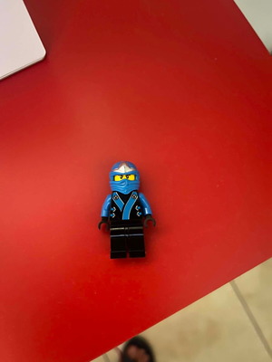 Lego Ninjago Kimono Jay minifigure like new, missing legs
