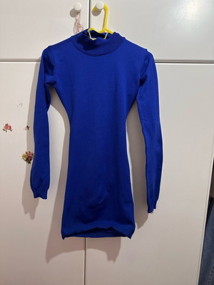 Blue mini dress with open back like new, size M