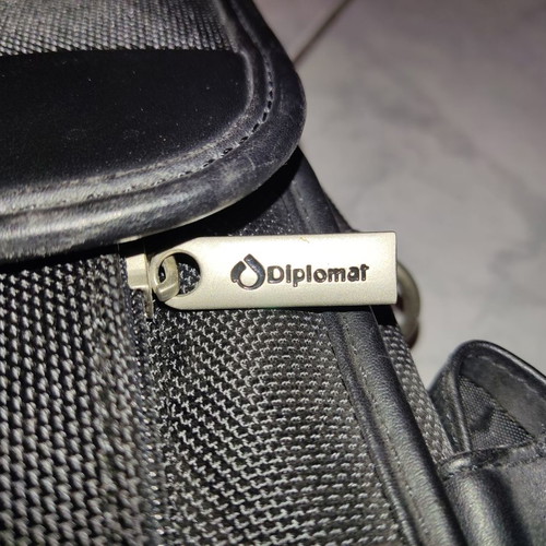 Diplomat professional bag new