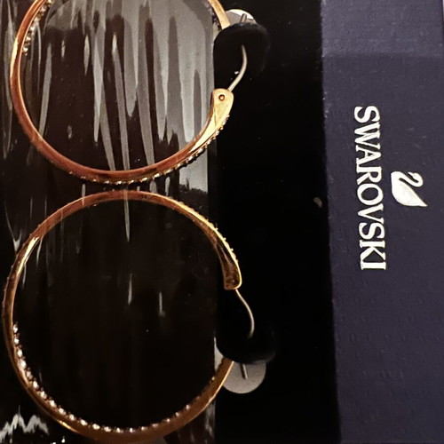 Swarovski earrings new, rose gold
