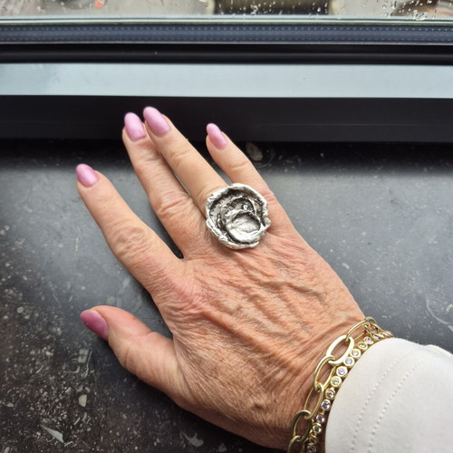 Zamak ring adjustable size, silver color, new