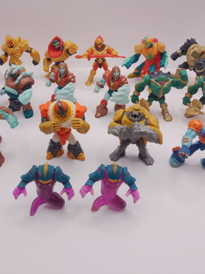 Gormiti Giochi Preziosi collection of 50+ figures and rare editions 2020