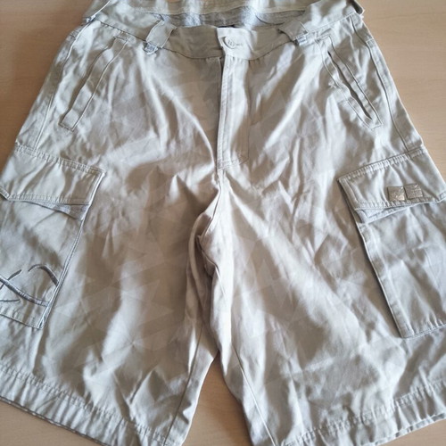 Men's Bermuda shorts size S beige like new