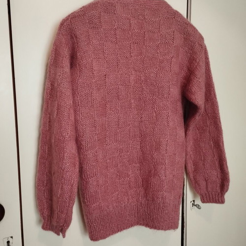 Pink knitted cardigan like new with sequins, size L