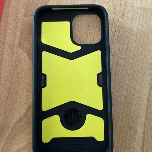 iPhone 12 Pro Max Gearlock case used for bicycle mount