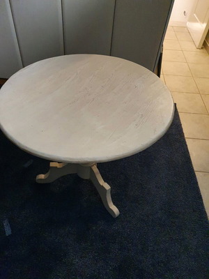 Wooden round table used, diameter 75 cm, height 71 cm