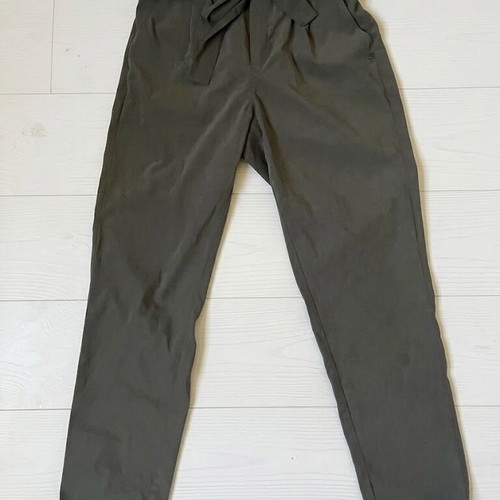 Funky Buddha women's paperbag pants like new, size S, olive