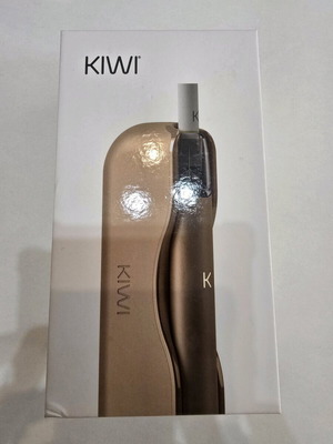 Ηλεκτρονικό τσιγάρο Kiwi Starter Kit Pod 1.7ml με ενσωματωμένη μπαταρία 1650mAh TPD Light Pink σαν καινούργιο