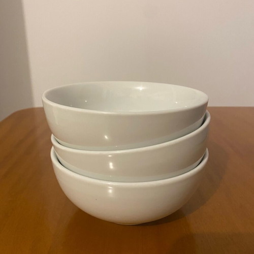 Serving bowls used, set of 3, white