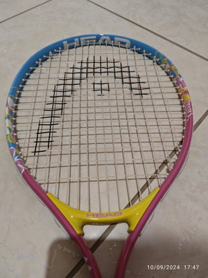 Head children's tennis racket like new for ages 4-6