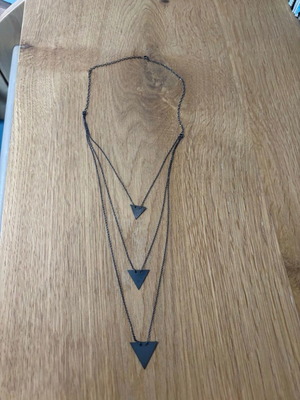 Τριπλό ιδιαίτερο κολιέ μαύρο καινούργιο χειροποίητο