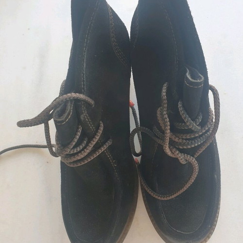 Tamaris black boots like new, suede size 38