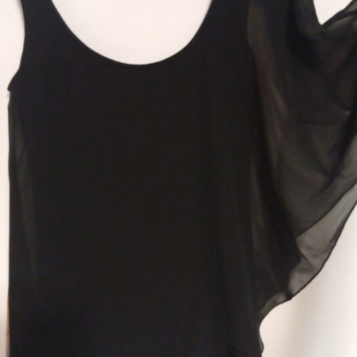 Black asymmetrical blouse with transparent chiffon and print Garantie used