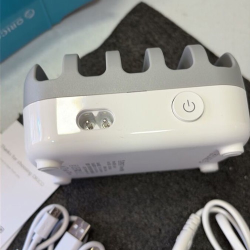 Orico DUK-5P-EU-WH 5-port USB charger with stand new
