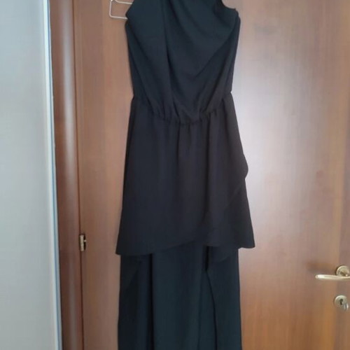 Dress long black sleeveless with open back and train like new L.A Dolls