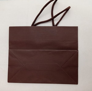 ΧΑΡΤΟΣΑΚΟΥΛΕΣ ΣΥΣΚΕΥΑΣΙΕΣ LOUIS VUITTON 1