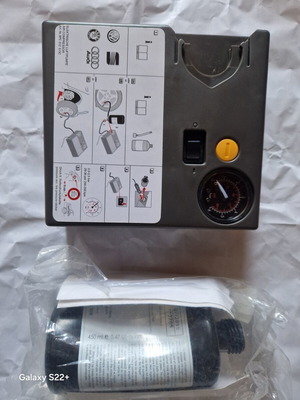 Car Tyre Compressor Pump 180W used for VW Audi Skoda Seat