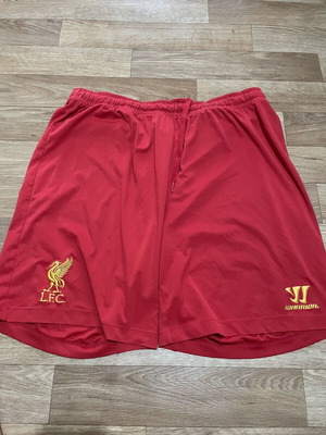 Warrior Liverpool mens shorts XL like new