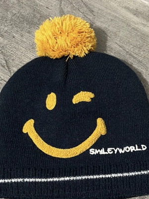 Πλεκτός σκούφος Smiley μεταχειρισμένος με επένδυση sherpa