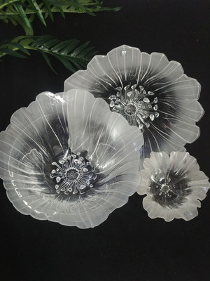 Maleras Wind Flower pair of lead crystal bowls Mats Jonasson Sweden 80s new