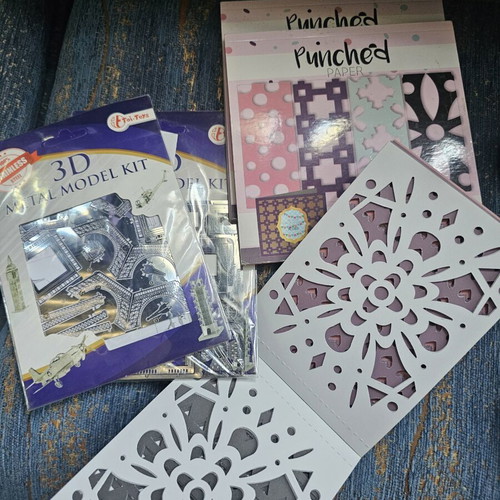 Creative and Hobby Kit new with 3D metal models and decorative templates