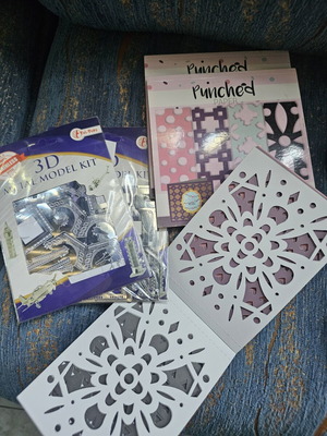 Creative and Hobby Kit new with 3D metal models and decorative templates