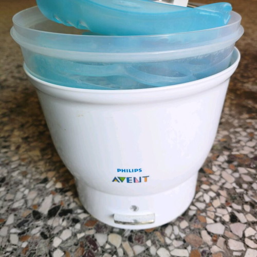 Philips Avent sterilizer like new, nearly unused