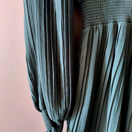 Zara emerald green dress new with stand collar and long sleeve