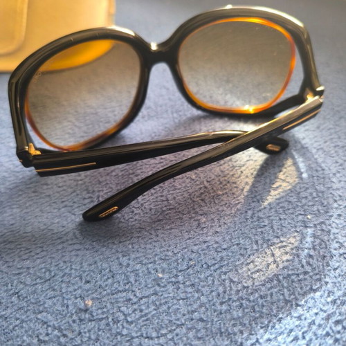 Tom Ford Jaquelin TF100 sunglasses like new, black frame, Havana lenses