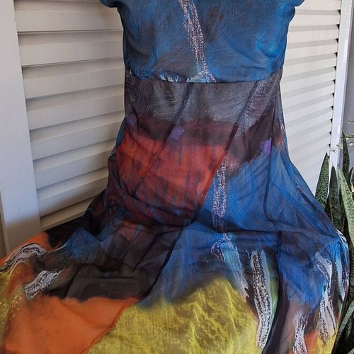 Dress Aventures des Toiles with artistic abstract print like new, XL