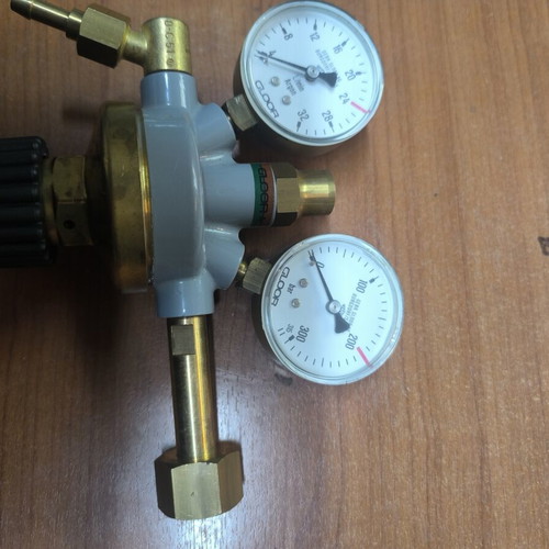 Argon Precision Manometer like new