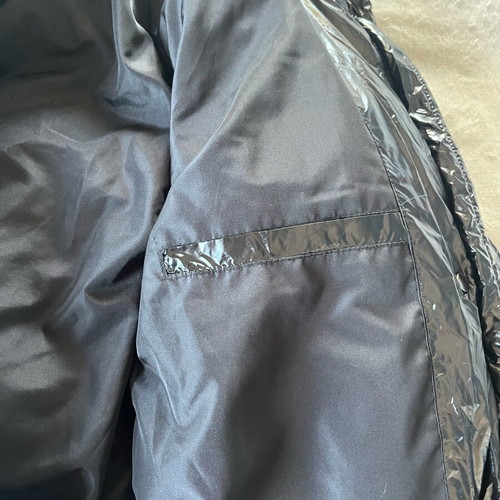 Staff black puffer jacket like new, size M