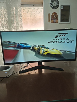 LG 34UC79G-B κυρτή οθόνη 34 ιντσών ultrawide