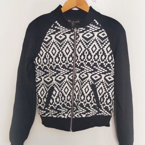 Attrattivo bomber jacket like new, thin spring black and white jacket