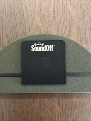 Evans SoundOff HQ Universal Bass Drum Mute used, practice pad for shell