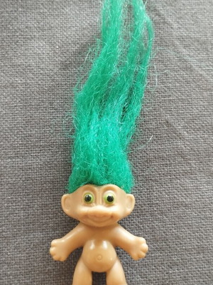 Efchoulis 90's troll doll