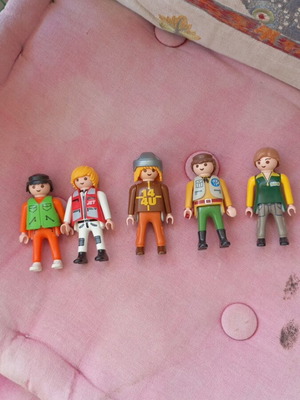 Playmobil figures like new, pack of 5
