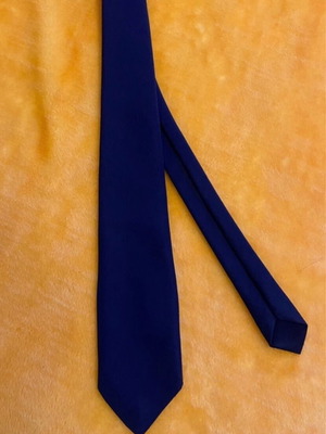 Blue solid color tie like new