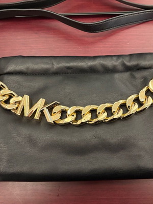 Τσαντάκι Michael Kors χιαστί μαύρο σαν καινούργιο