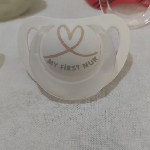 Set of pacifiers 0-6 months like new