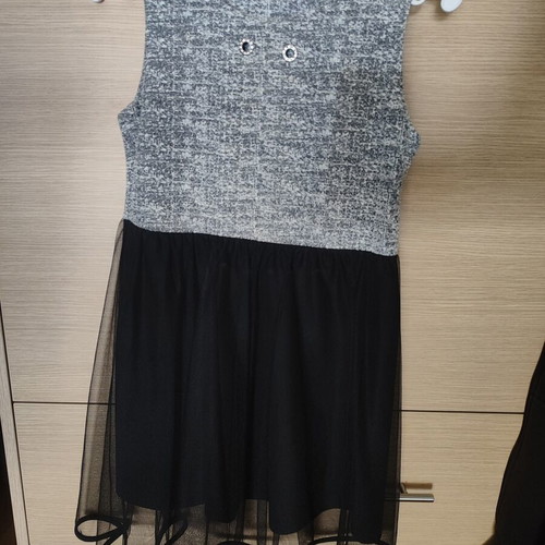 Girls' dress like new, size 128 cm, tulle fabric