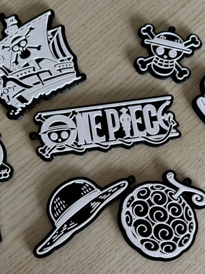 One Piece Anime Keychain new, 3D printed multi-color design