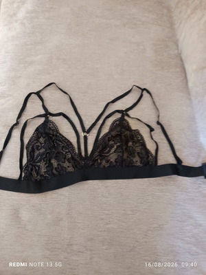 Lace bra, black