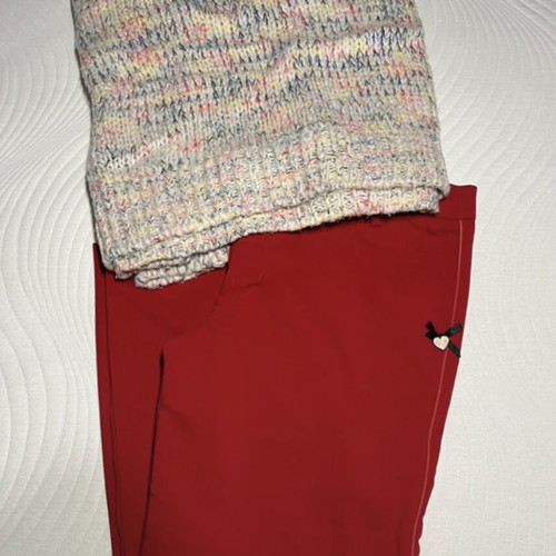 Red Lynne pants size M like new