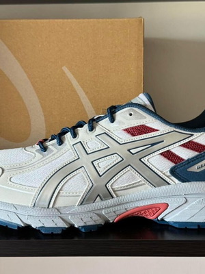 Asics gel-Venture 6 / Μέγεθος 45, 28.5εκ Εσωτερική σόλα Νέα με Κουτί